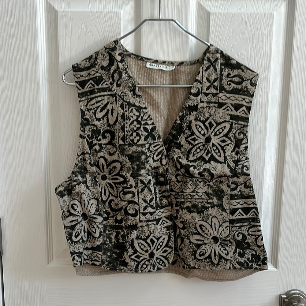 Ann Taylor Button Down Vest